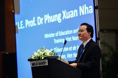 Bộ trưởng Nhạ: Giáo dục là con đường dẫn đến sự thay đổi để phát triển bền vững