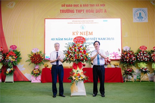 Trang trọng và ý nghĩa Lễ kỉ niệm 40 năm ngày hiến chương các nhà giáo Việt Nam của trường THPT Hoài Đức A