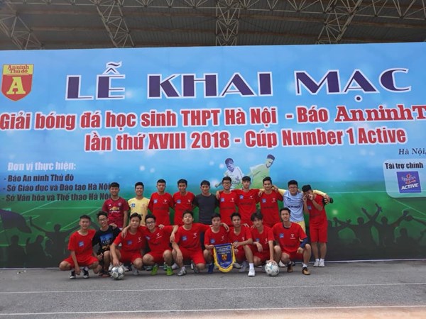 Chúc mừng đội tuyển bóng đá THPT Lý Thường Kiệt; Thắng THPT Hà Nội Ams: 1-0