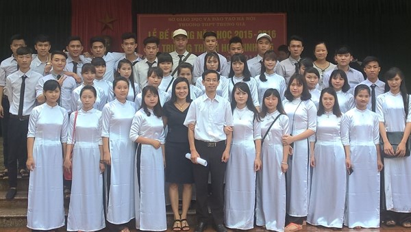 Bế giảng năm học 2015-2016